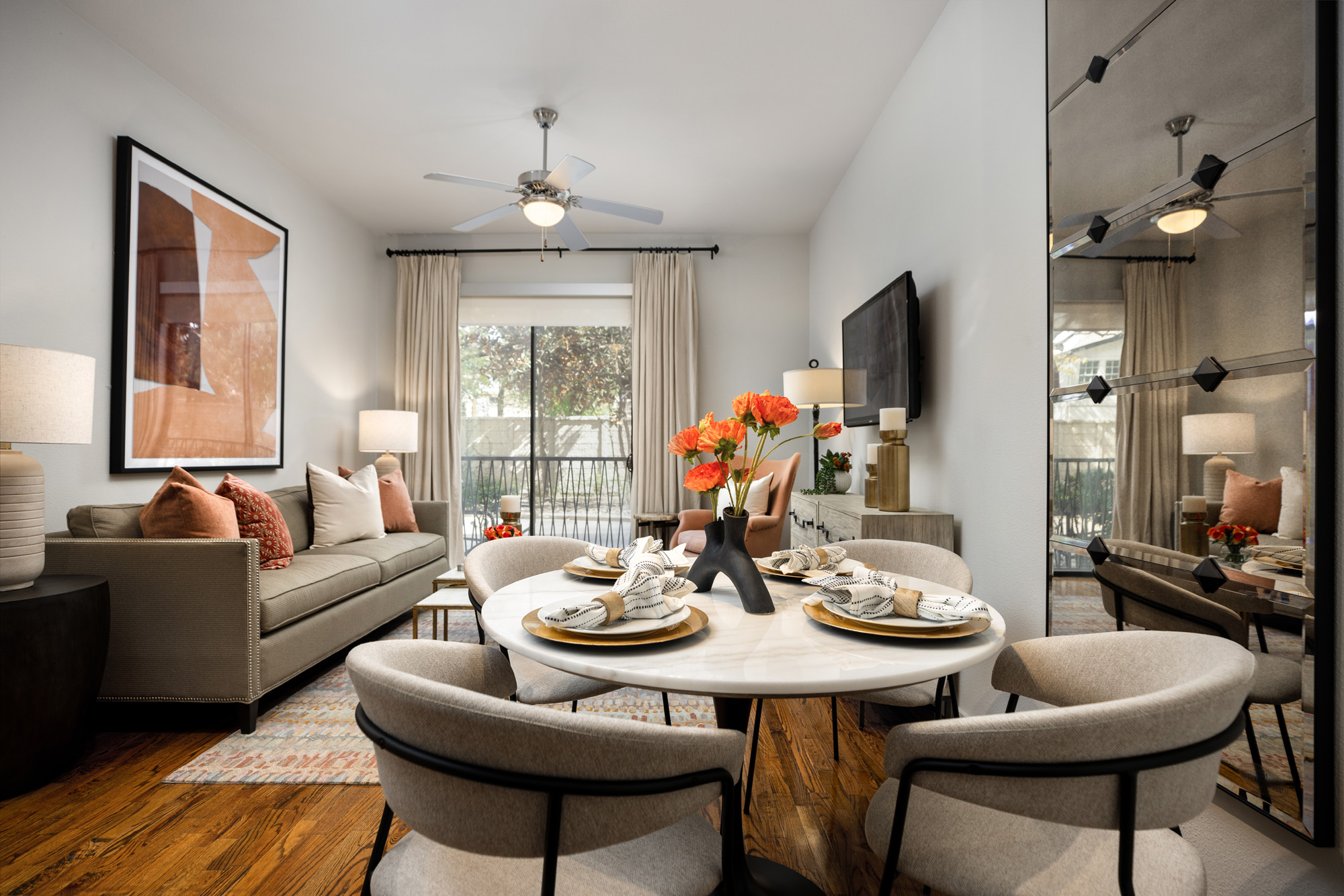 Features 3 | The Susanne apartments in Montrose